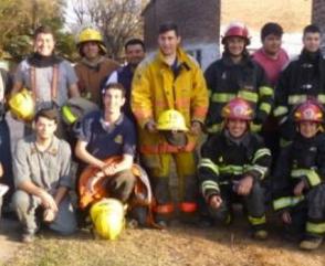 Bomberos Voluntarios de Chaco se capacitaron en Incendios Estructurales