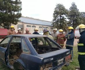 Los bomberos de Chaco se capacitaron en rescate vehicular liviano