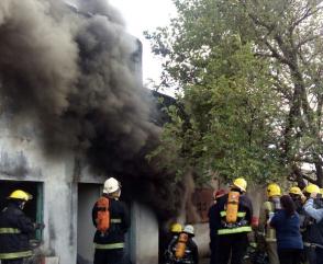 Los bomberos voluntarios de San Luis se capacitaron en Incendios Estructurales