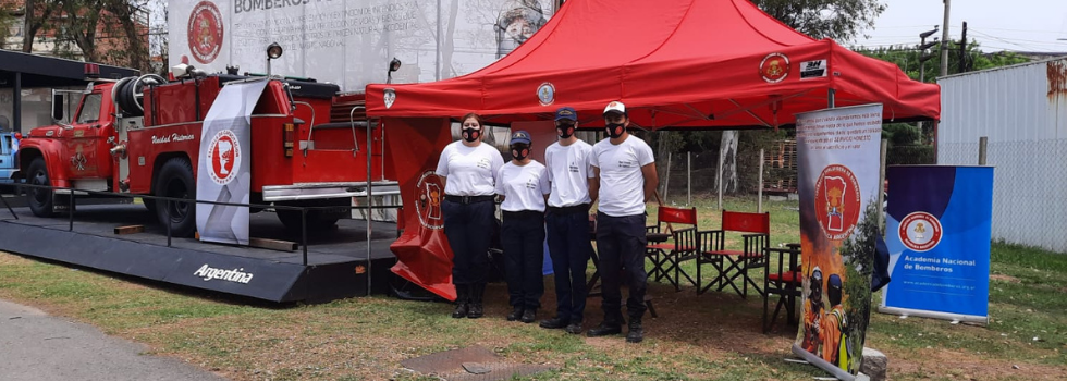 Los cadetes en Tecnópolis